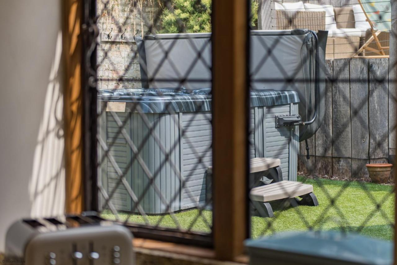 Hockley House By Bloom Stays Folkestone Bagian luar foto